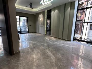 3 BHK Independent Builder Floor in Patel Nagar for resale New Delhi. The reference number is 18585159