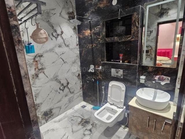 3 BHK Independent Builder Floor in Patel Nagar for resale New Delhi. The reference number is 19768301