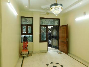 3 BHK Independent Builder Floor in Patel Nagar for resale New Delhi. The reference number is 19924971