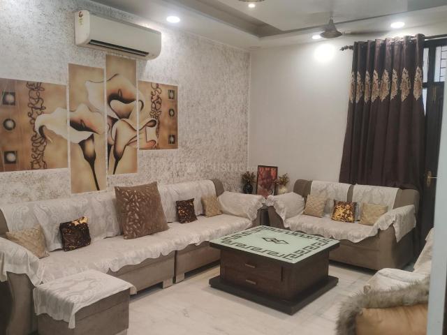 3 BHK Independent Builder Floor in Patel Nagar for resale New Delhi. The reference number is 20942258
