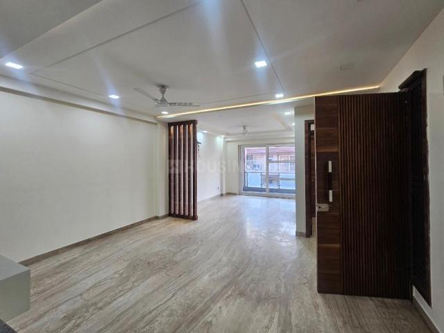 3 BHK Independent Builder Floor in Patel Nagar for resale New Delhi. The reference number is 21103530