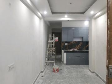 Flat for sale in Mayur County