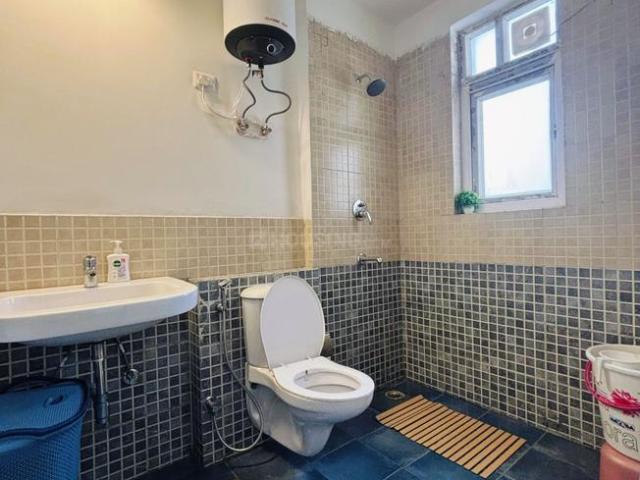 3 BHK Independent Builder Floor in Phi III for rent Greater Noida. The reference number is 20732224