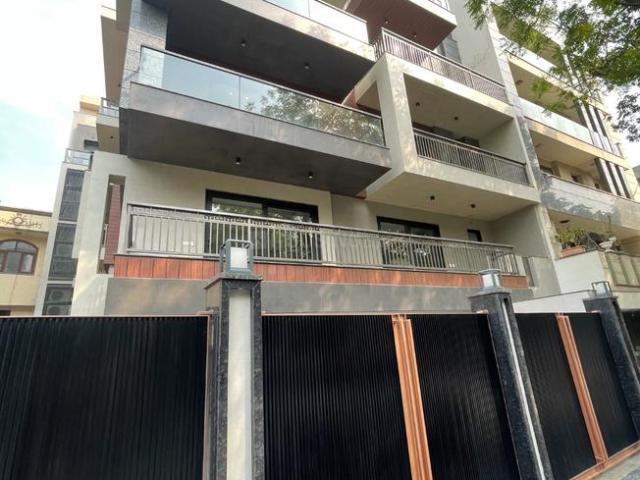 3 BHK Independent Builder Floor in Pitampura for rent New Delhi. The reference number is 20767871