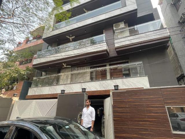 3 BHK Independent Builder Floor in Pitampura for rent New Delhi. The reference number is 20767992