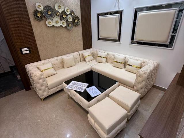 3 BHK Independent Builder Floor in Pitampura for rent New Delhi. The reference number is 20774704