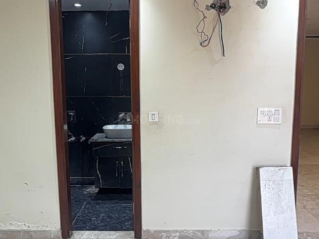 3 BHK Independent Builder Floor in Pitampura for rent New Delhi. The reference number is 20201896