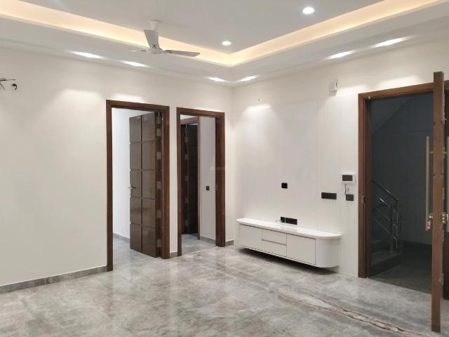 3 BHK Independent Builder Floor in Pitampura for rent New Delhi. The reference number is 21215972