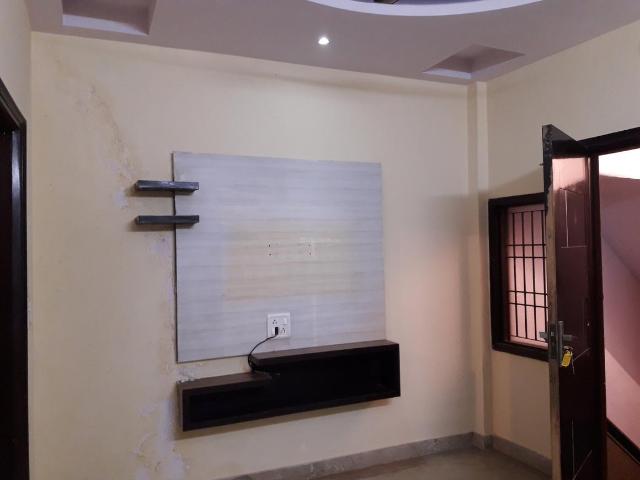 3 BHK Independent Builder Floor in Pitampura for rent New Delhi. The reference number is 6151769