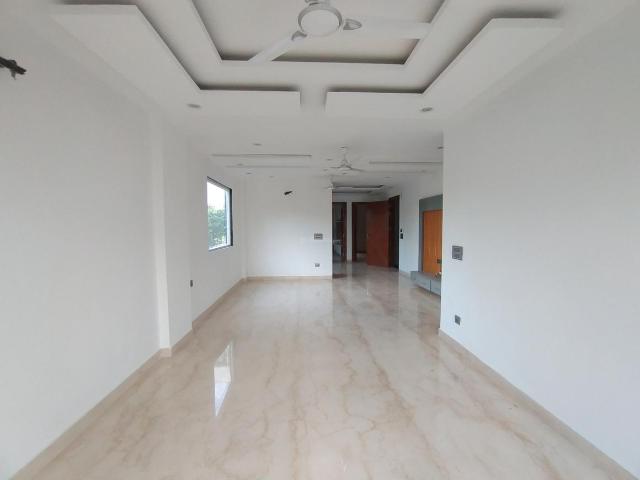 3 BHK Independent Builder Floor in Pitampura for resale New Delhi. The reference number is 10854208