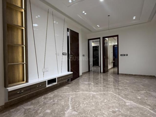 3 BHK Independent Builder Floor in Pitampura for resale New Delhi. The reference number is 18449773