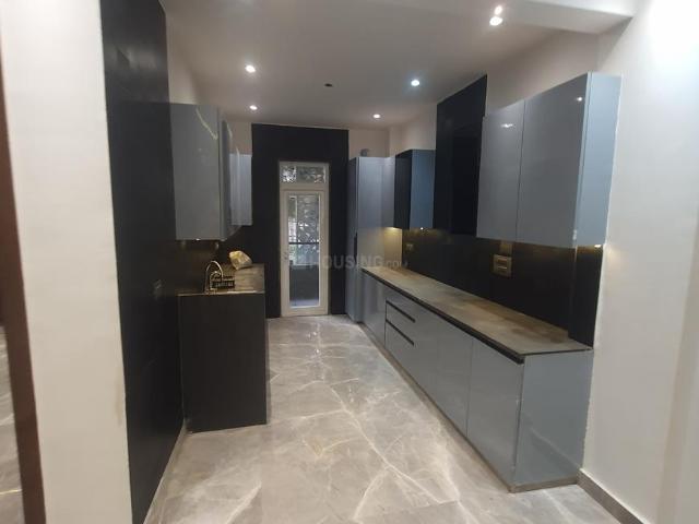 3 BHK Independent Builder Floor in Pitampura for resale New Delhi. The reference number is 18925967