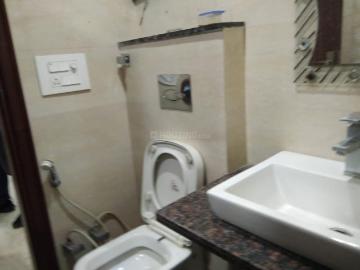 3 BHK Independent Builder Floor in Pitampura for resale New Delhi. The reference number is 20099852