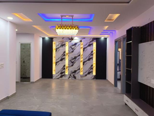 3 BHK Independent Builder Floor in Pitampura for resale New Delhi. The reference number is 20010996