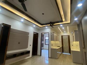 3 BHK Independent Builder Floor in Pitampura for resale New Delhi. The reference number is 20253346