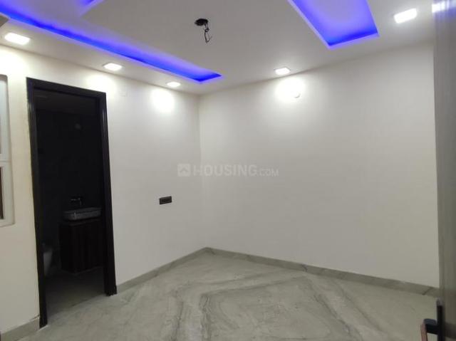3 BHK Independent Builder Floor in Pitampura for resale New Delhi. The reference number is 20353857