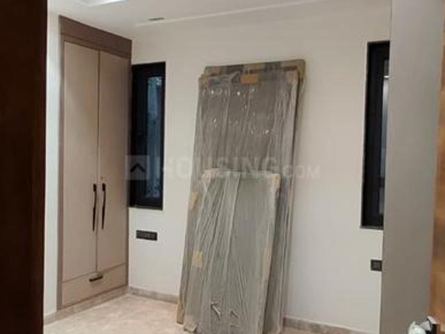 3 BHK Independent Builder Floor in Pitampura for resale New Delhi. The reference number is 20406892