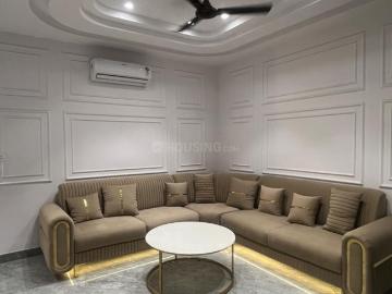 3 BHK Independent Builder Floor in Pitampura for resale New Delhi. The reference number is 20540990