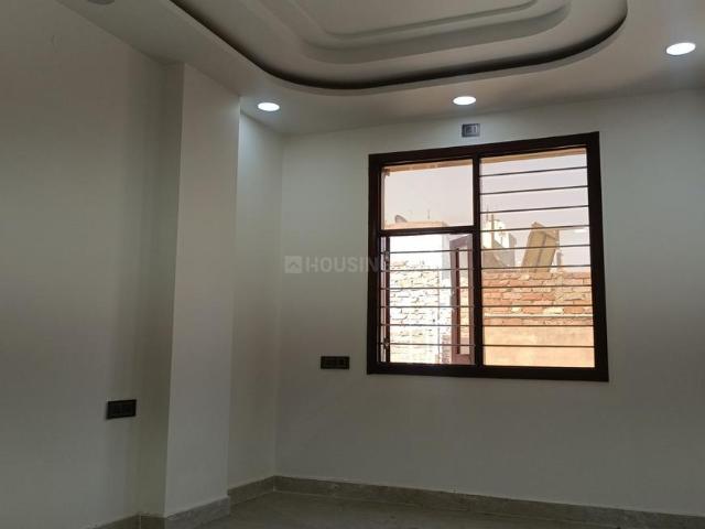 3 BHK Independent Builder Floor in Pitampura for resale New Delhi. The reference number is 20522380