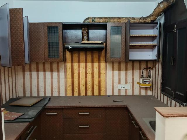 3 BHK Independent Builder Floor in Pitampura for resale New Delhi. The reference number is 20653953