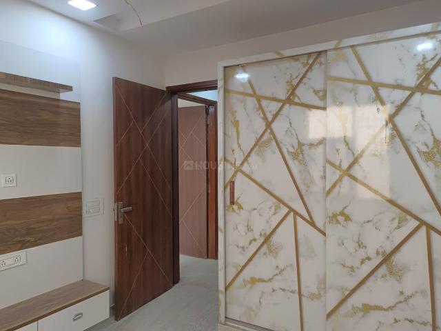 3 BHK Independent Builder Floor in Pitampura for resale New Delhi. The reference number is 20905353