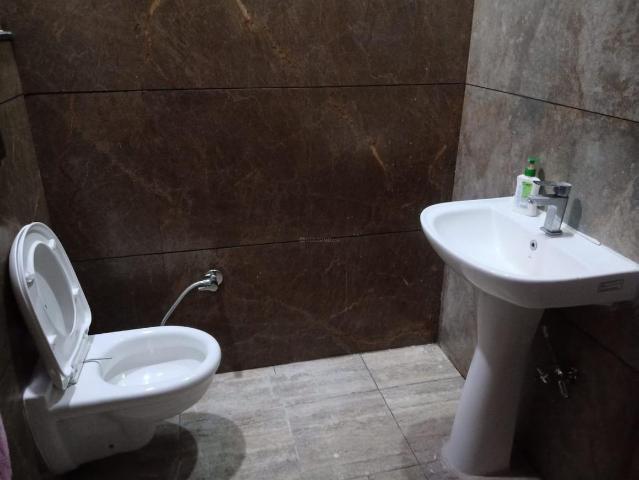 3 BHK Independent Builder Floor in PR7 Airport Road for rent Zirakpur. The reference number is 9685688