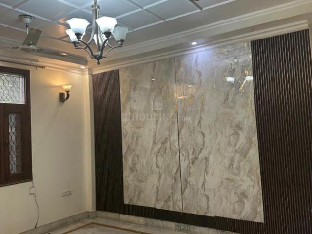 3 BHK Independent Builder Floor in Preet Vihar for rent New Delhi. The reference number is 19540436