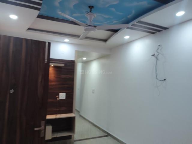 3 BHK Independent Builder Floor in Preet Vihar for rent New Delhi. The reference number is 19557306