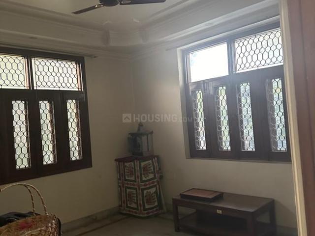 3 BHK Independent Builder Floor in Preet Vihar for rent New Delhi. The reference number is 19531855