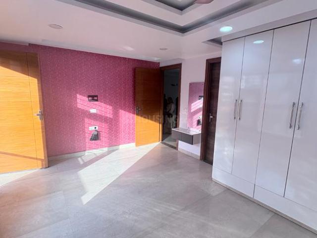 3 BHK Independent Builder Floor in Preet Vihar for rent New Delhi. The reference number is 20279896