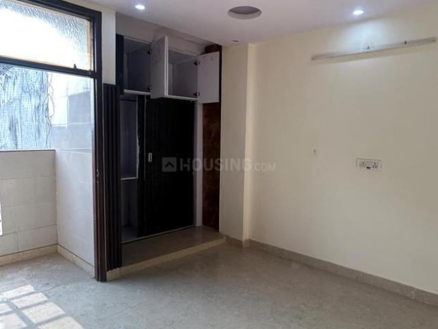 3 BHK Independent Builder Floor in Preet Vihar for rent New Delhi. The reference number is 20308784