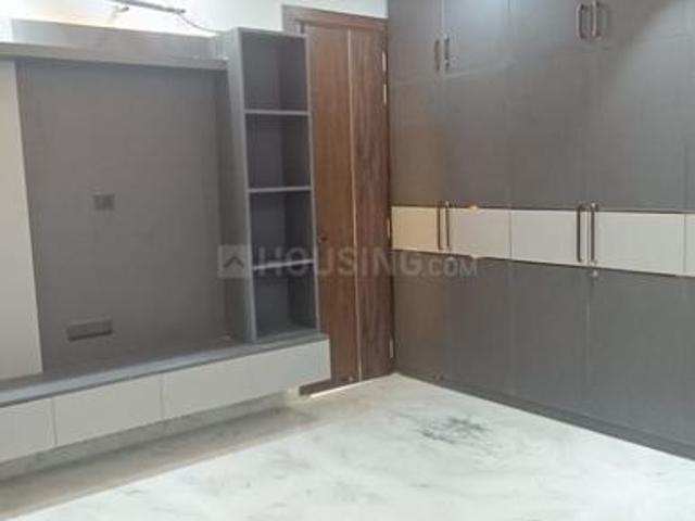3 BHK Independent Builder Floor in Preet Vihar for rent New Delhi. The reference number is 20621792