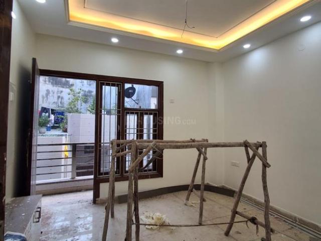 3 BHK Independent Builder Floor in Preet Vihar for rent New Delhi. The reference number is 21169734