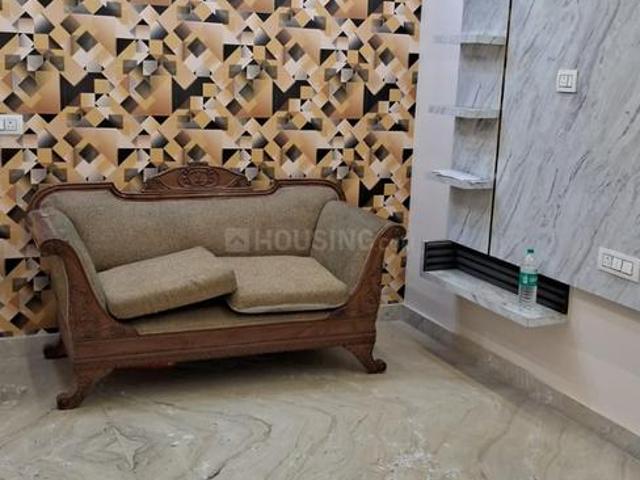 3 BHK Independent Builder Floor in Preet Vihar for rent New Delhi. The reference number is 21201660