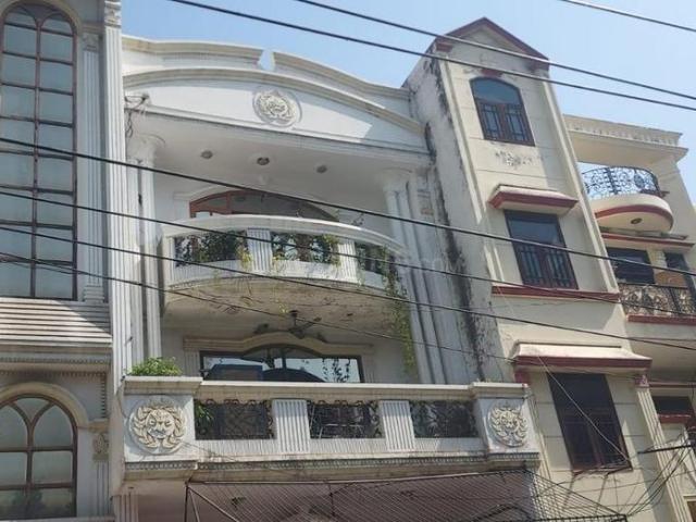 3 BHK Independent Builder Floor in Preet Vihar for resale New Delhi. The reference number is 13901714