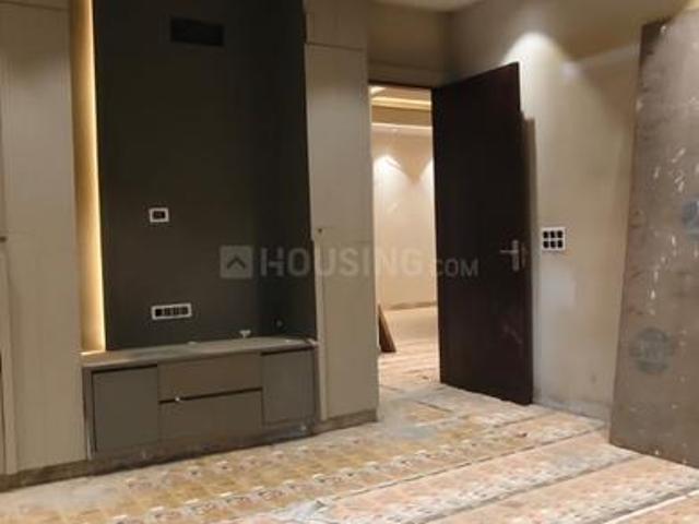 3 BHK Independent Builder Floor in Preet Vihar for resale New Delhi. The reference number is 20984064
