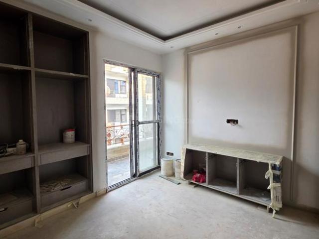 3 BHK Independent Builder Floor in Preet Vihar for resale New Delhi. The reference number is 20981276