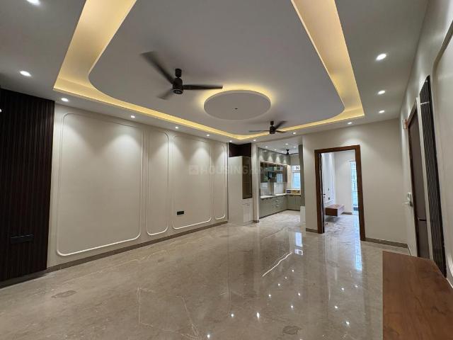 3 BHK Independent Builder Floor in Preet Vihar for resale New Delhi. The reference number is 21197325