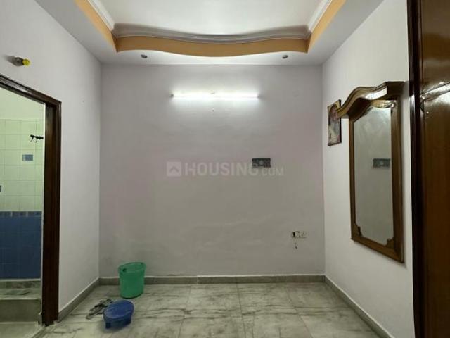 3 BHK Independent Builder Floor in Preet Vihar for resale New Delhi. The reference number is 21324281