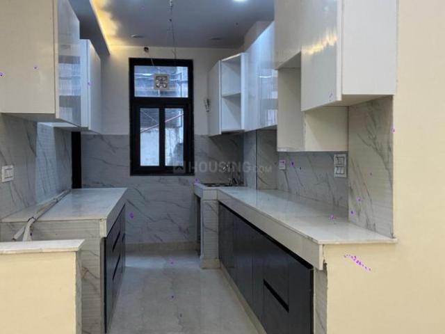 3 BHK Independent Builder Floor in Rajouri Garden for rent New Delhi. The reference number is 18190454