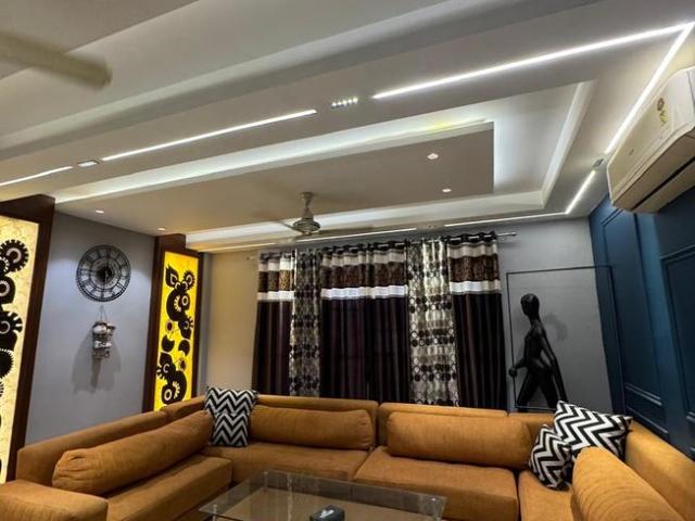 3 BHK Independent Builder Floor in Rajouri Garden for rent New Delhi. The reference number is 19774996