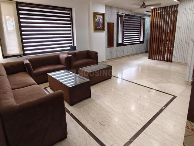 3 BHK Independent Builder Floor in Rajouri Garden for rent New Delhi. The reference number is 20806494