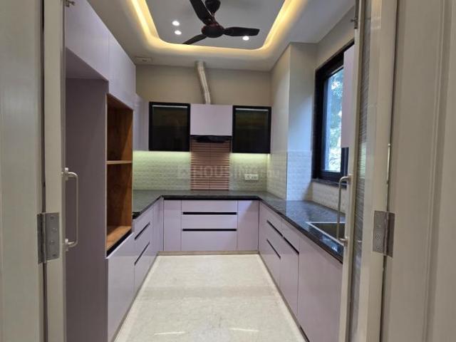 3 BHK Independent Builder Floor in Rajouri Garden for rent New Delhi. The reference number is 21260146