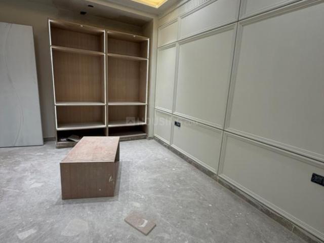 3 BHK Independent Builder Floor in Rajouri Garden for resale New Delhi. The reference number is 19809743