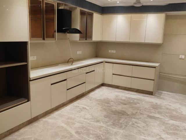3 BHK Independent Builder Floor in Raja Garden for rent New Delhi. The reference number is 20241056