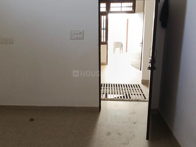 3 BHK Independent Builder Floor in Rajajipuram for rent Lucknow. The reference number is 13474687