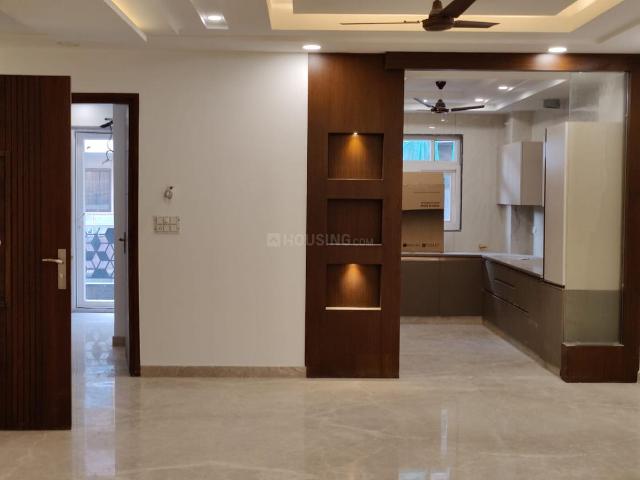 3 BHK Independent Builder Floor in Ramesh Nagar for rent New Delhi. The reference number is 18442648