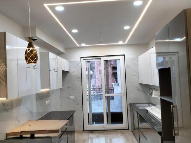 3 BHK Independent Builder Floor in Ramesh Nagar for rent New Delhi. The reference number is 19871888