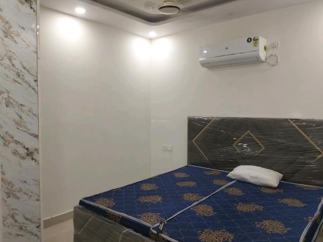 3 BHK Independent Builder Floor in Ramesh Nagar for rent New Delhi. The reference number is 20139992