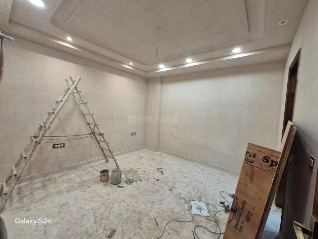 3 BHK Independent Builder Floor in Ramesh Nagar for rent New Delhi. The reference number is 20153491